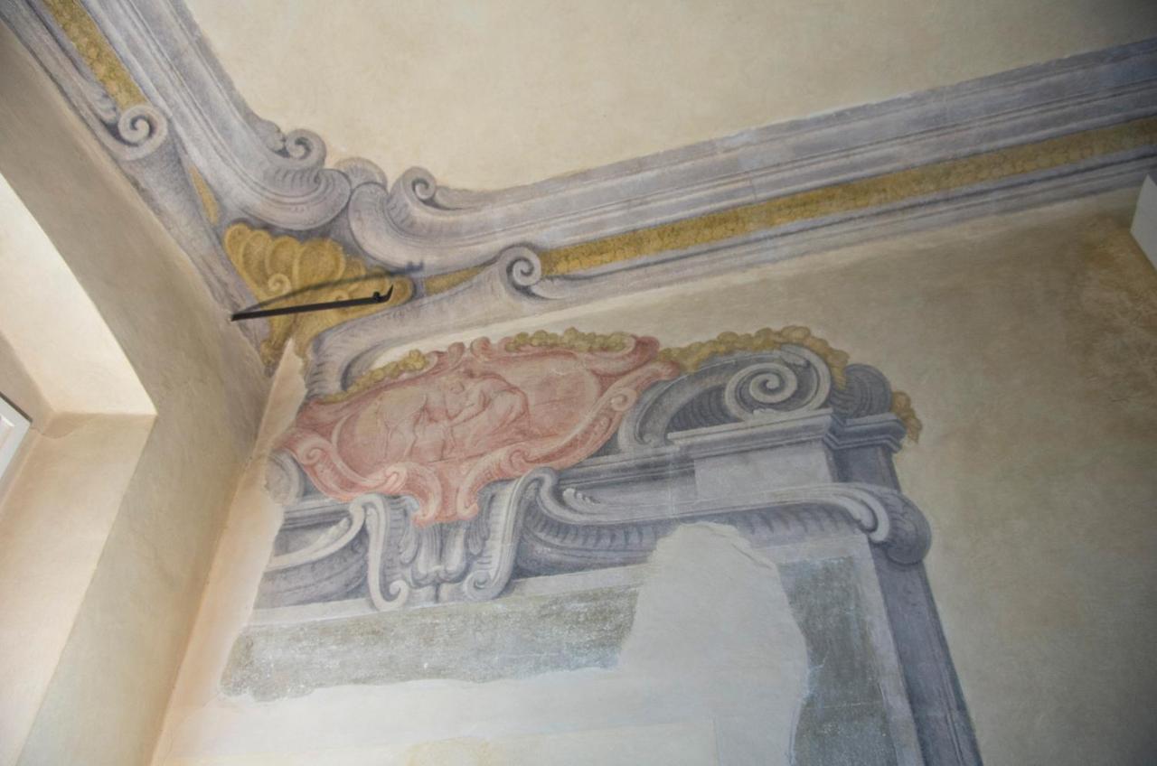 Traviata Appartamento Storico - Palazzo Tolomei Florence Luaran gambar